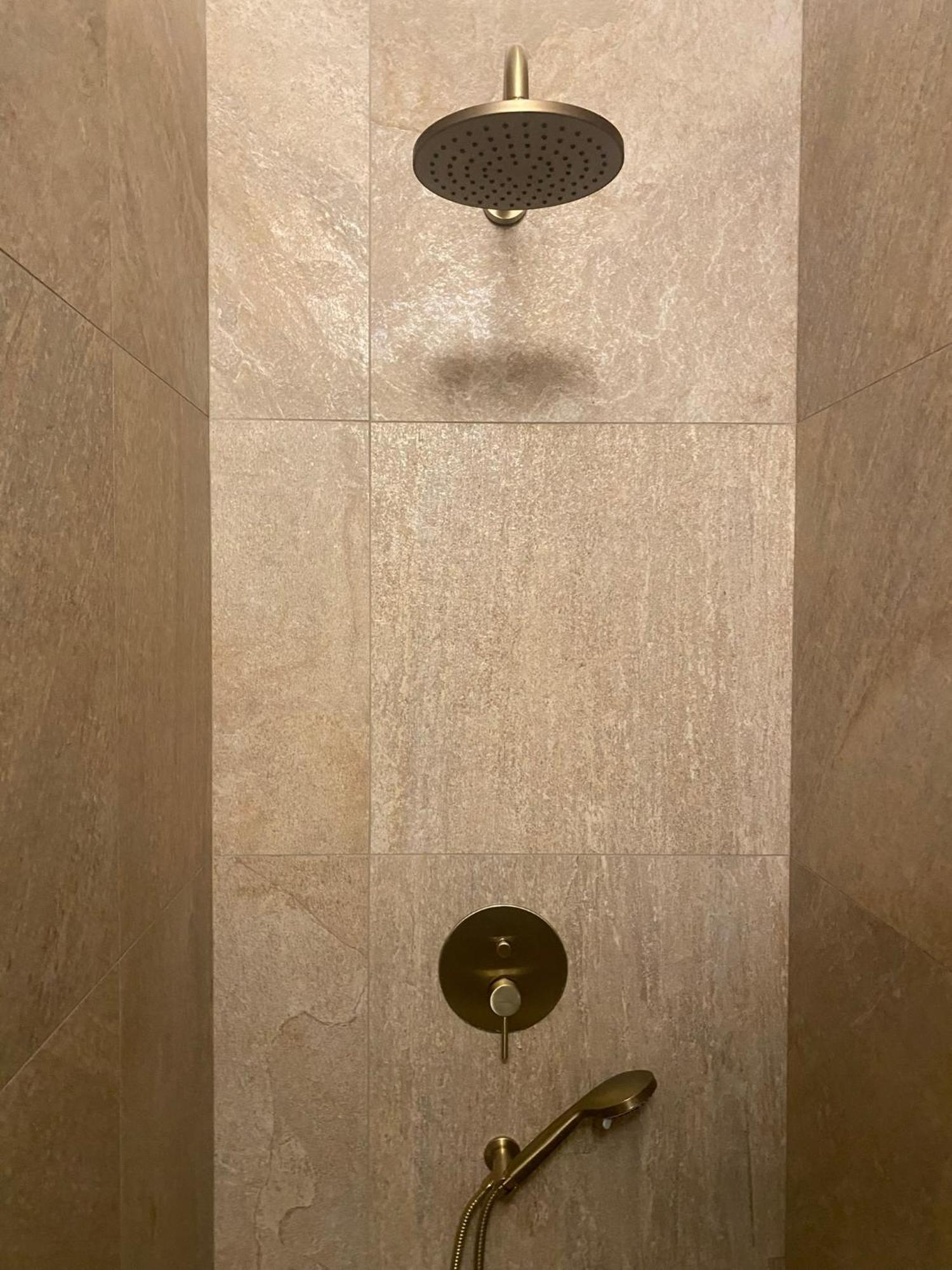 Diokletian's Golden Nest Apartment *