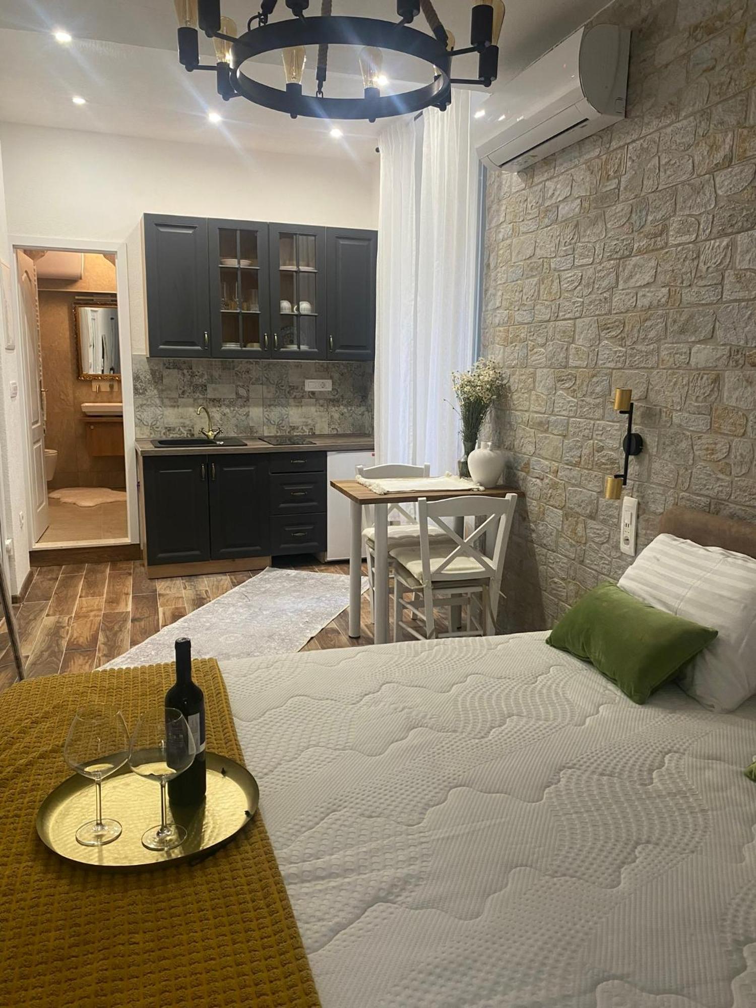 Diokletian's Golden Nest Apartman Split